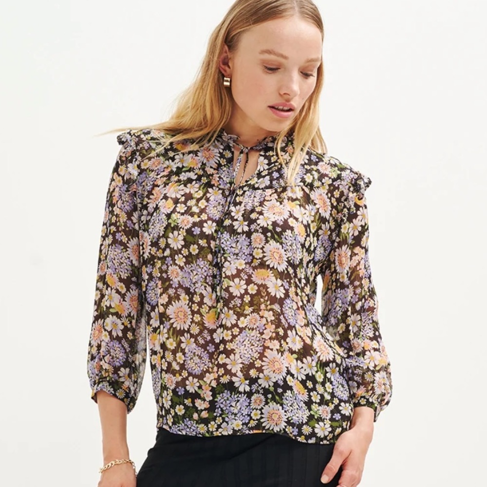 Amour Vert Camila Nouveau Silk Blouse NWT size M